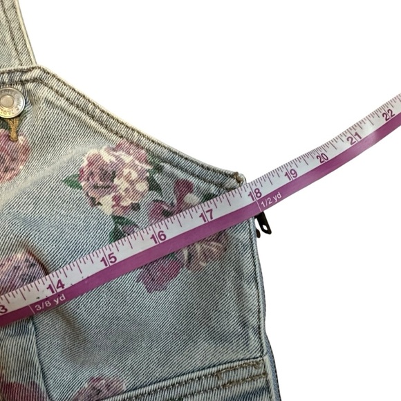 🔆 Wild Fable Denim Light-wash Floral Crop Top - Picture 9 of 9